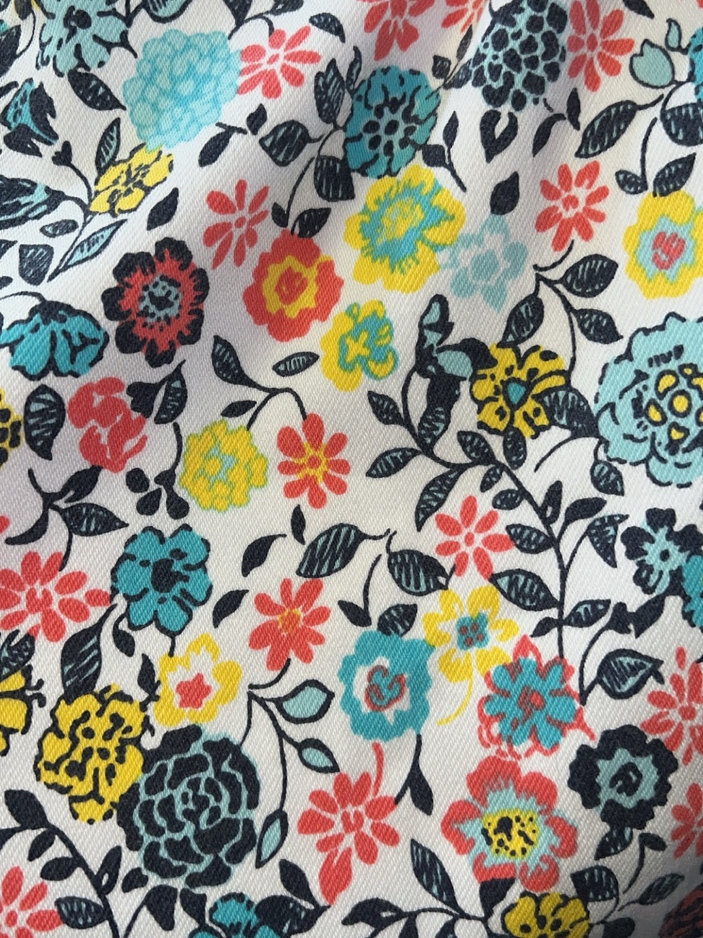 Floral Pull-On Capri Pants Plus Size 1X 16W-18W - Picture 3 of 5